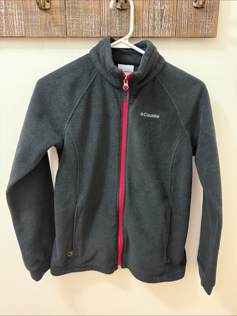 Columbia Black Fleece Jacket with red Zip Trim